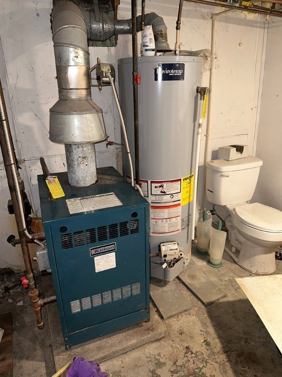 658 14 St, Monaca PA 15061-1469 exterior