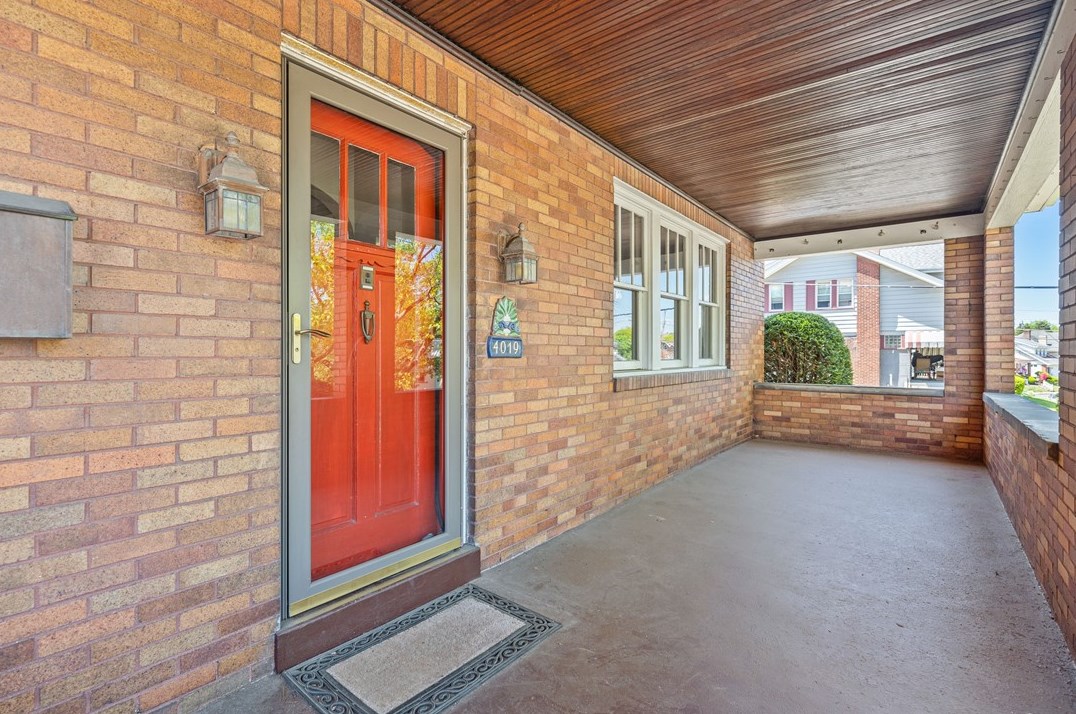 4019 Cambronne St, Pittsburgh, PA 15212-1614