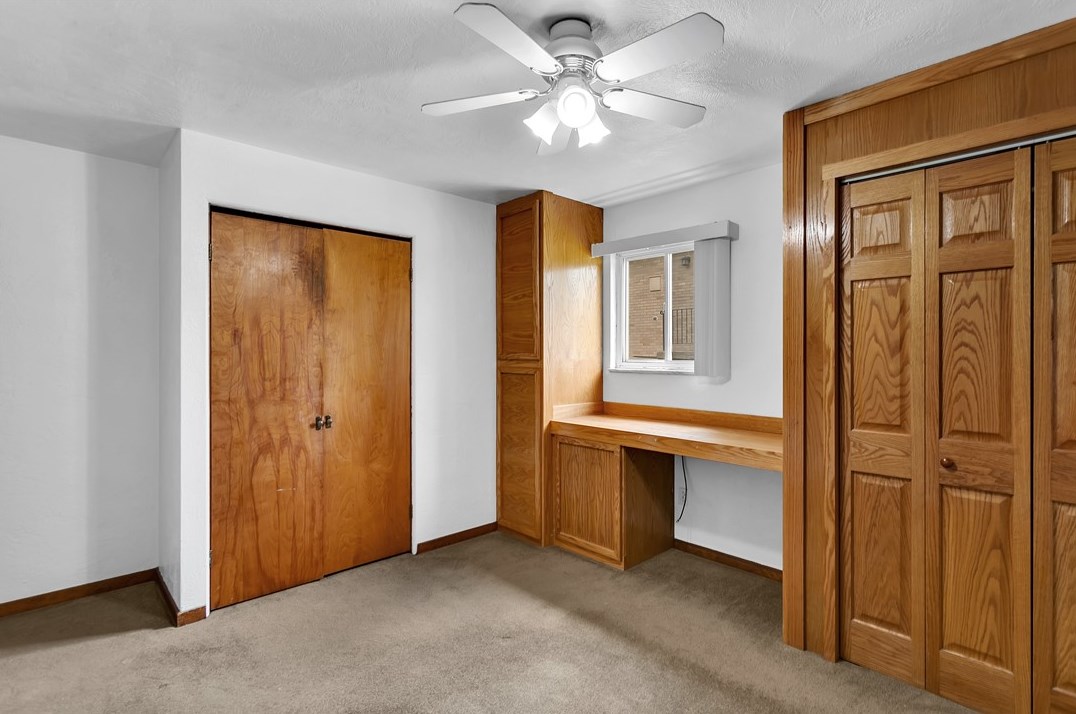 308 Conroy Dr, Pittsburgh PA  exterior