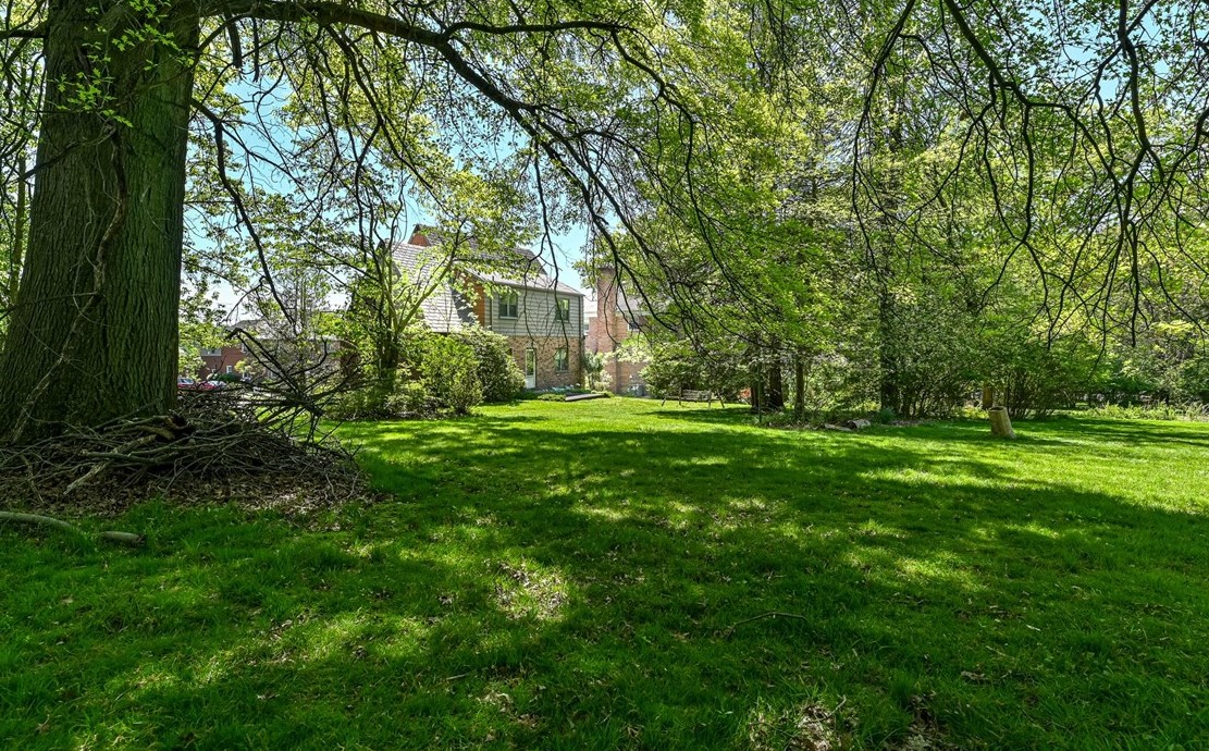130 Morewood Rd, Glenshaw PA  15116-2045 exterior