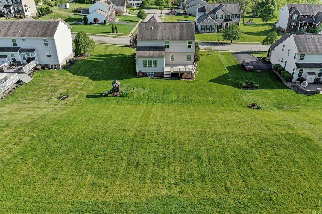 10861 Gasson Dr, North Huntingdon PA 15642-8878 exterior