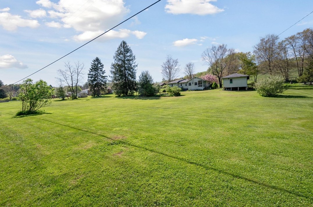 564 Route 119 Hwy, Indiana, PA 15701-7327