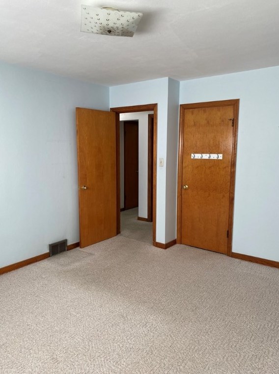 185 Wildwood Dr, Greensburg PA  15601-3919 exterior
