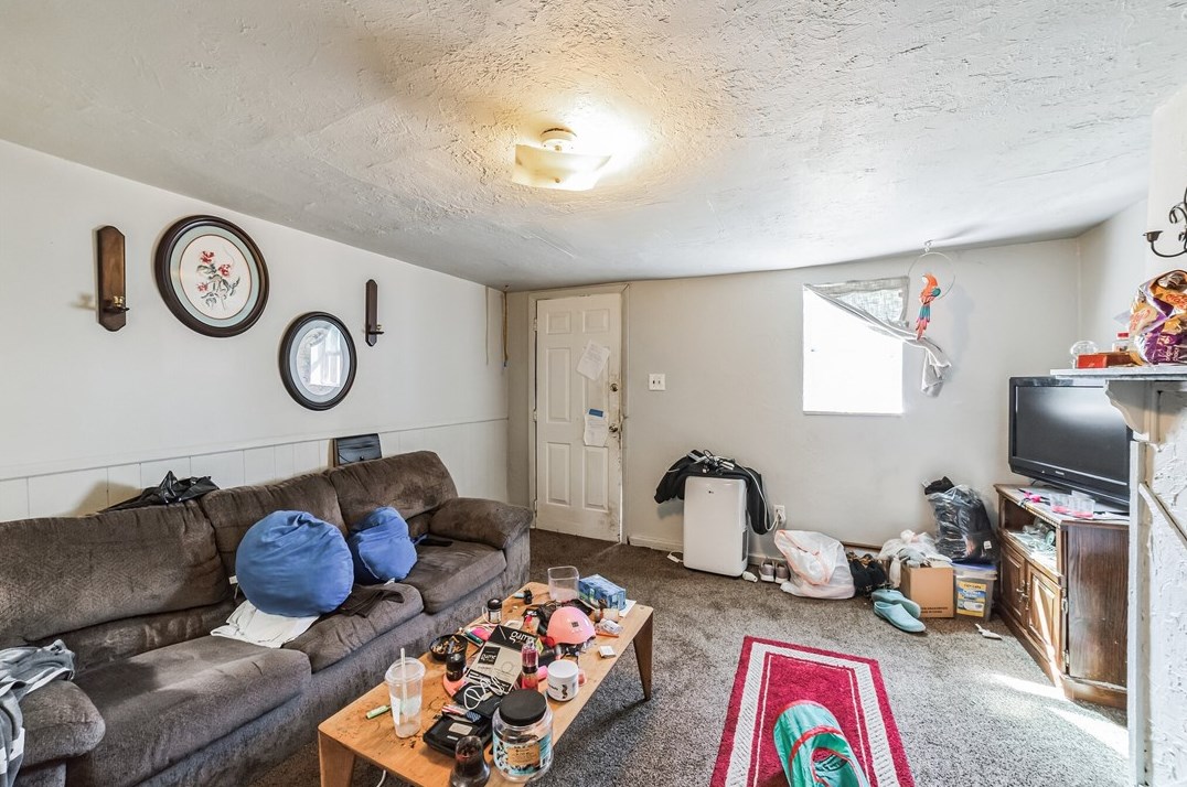 201 Fairview Ave, Pittsburgh PA 15238-3317 exterior