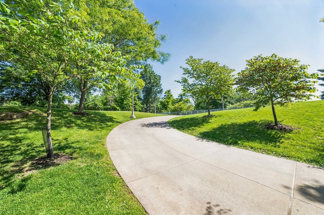 201 Fairview Ave, Pittsburgh PA 15238-3317 exterior