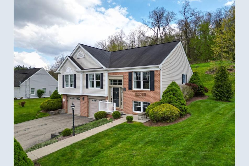517 W McMurray Rd, North Strabane, PA 15317 MLS 1651483 Coldwell Banker