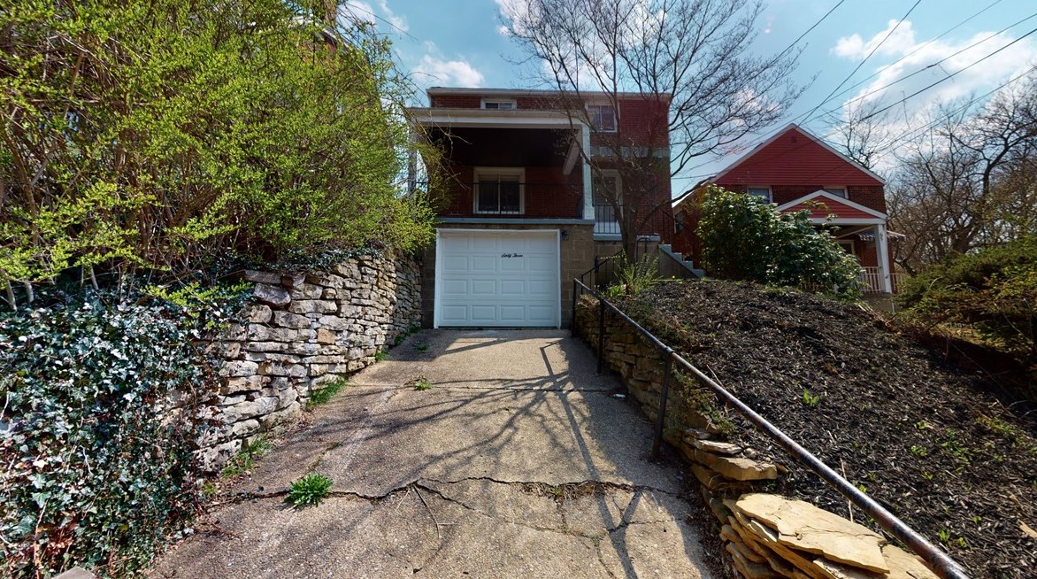 63 W Bellcrest, Pittsburgh, PA 15227