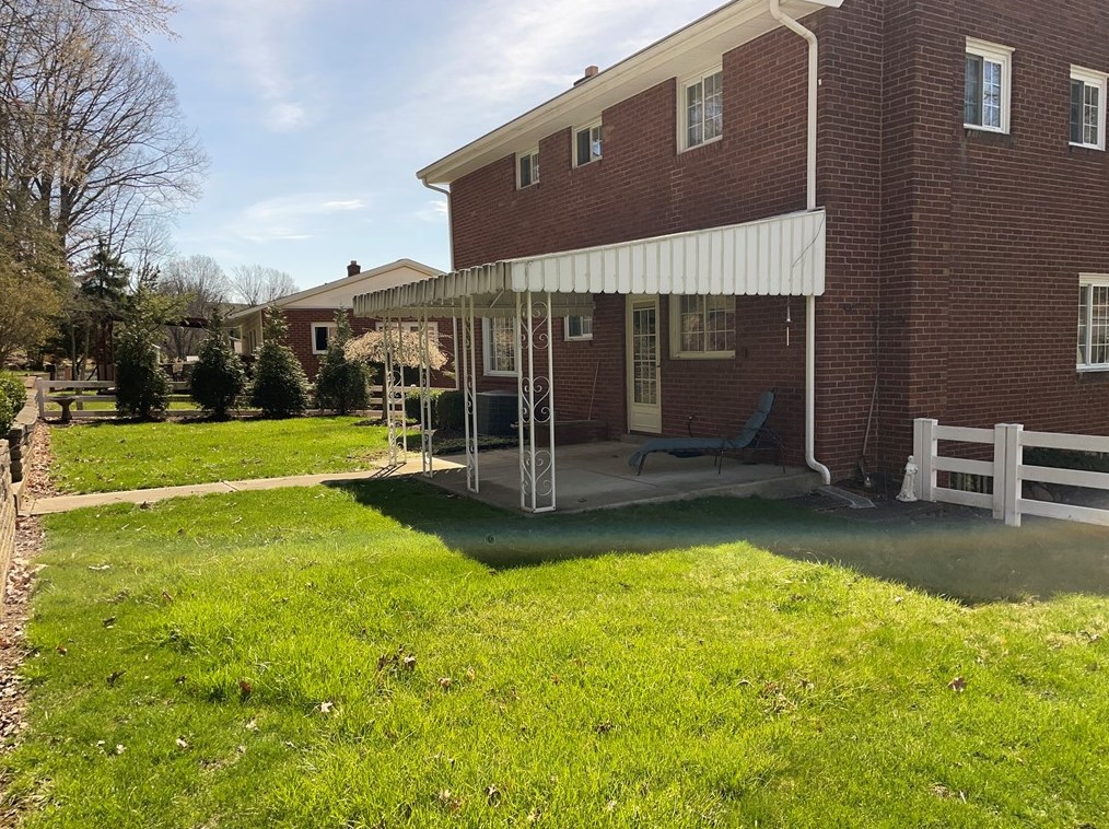 509 Hi Tor Dr, Pittsburgh, PA 15236-4203
