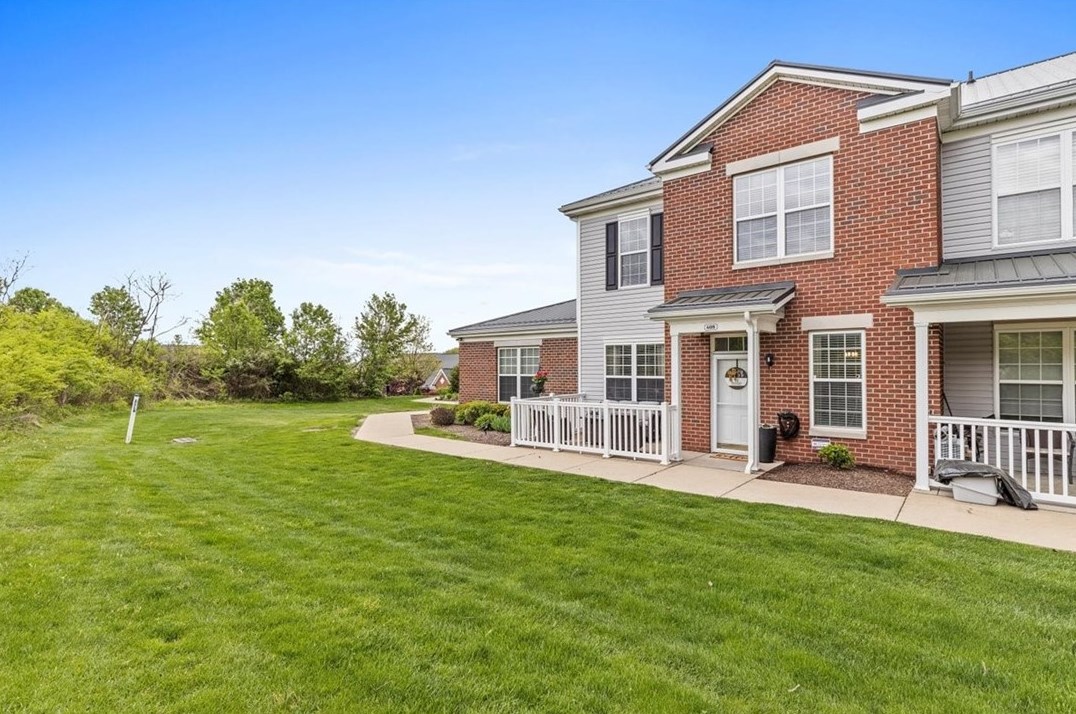 608 Sonie Dr, Sewickley, PA 15143-8592