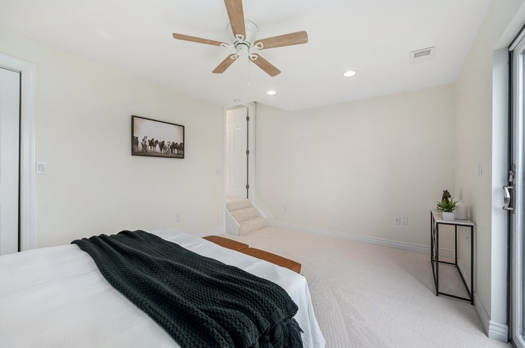 5221 Duncan St, Pittsburgh PA 15201-2431 exterior