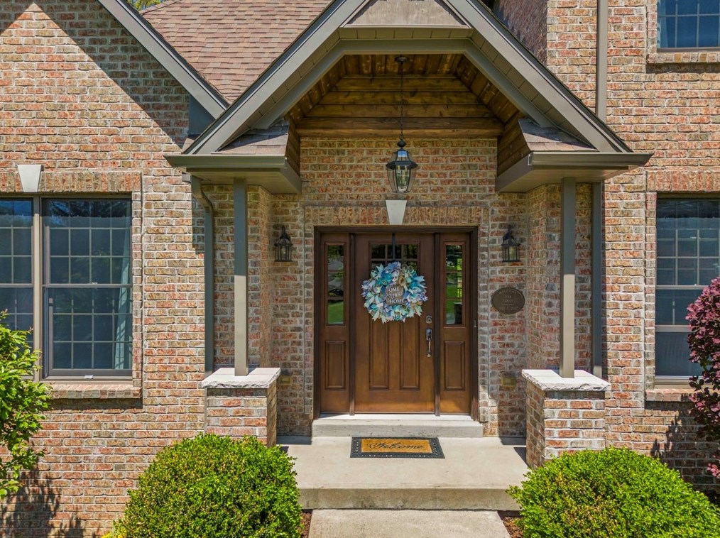251 Maplewood Dr, Canonsburg, PA 15317