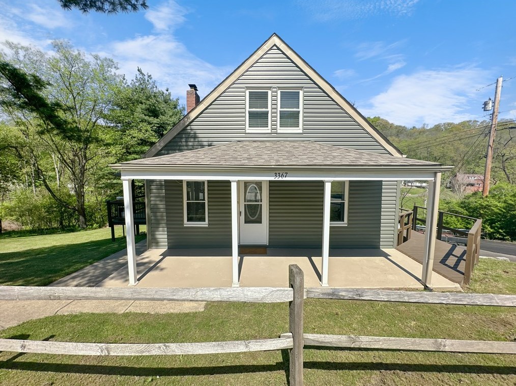 3367 Saxonburg Blvd, Glenshaw, PA 15116-3163