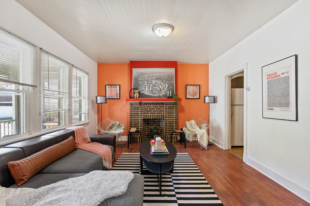 4744 Kincaid St, Pittsburgh PA 15224-1215 exterior