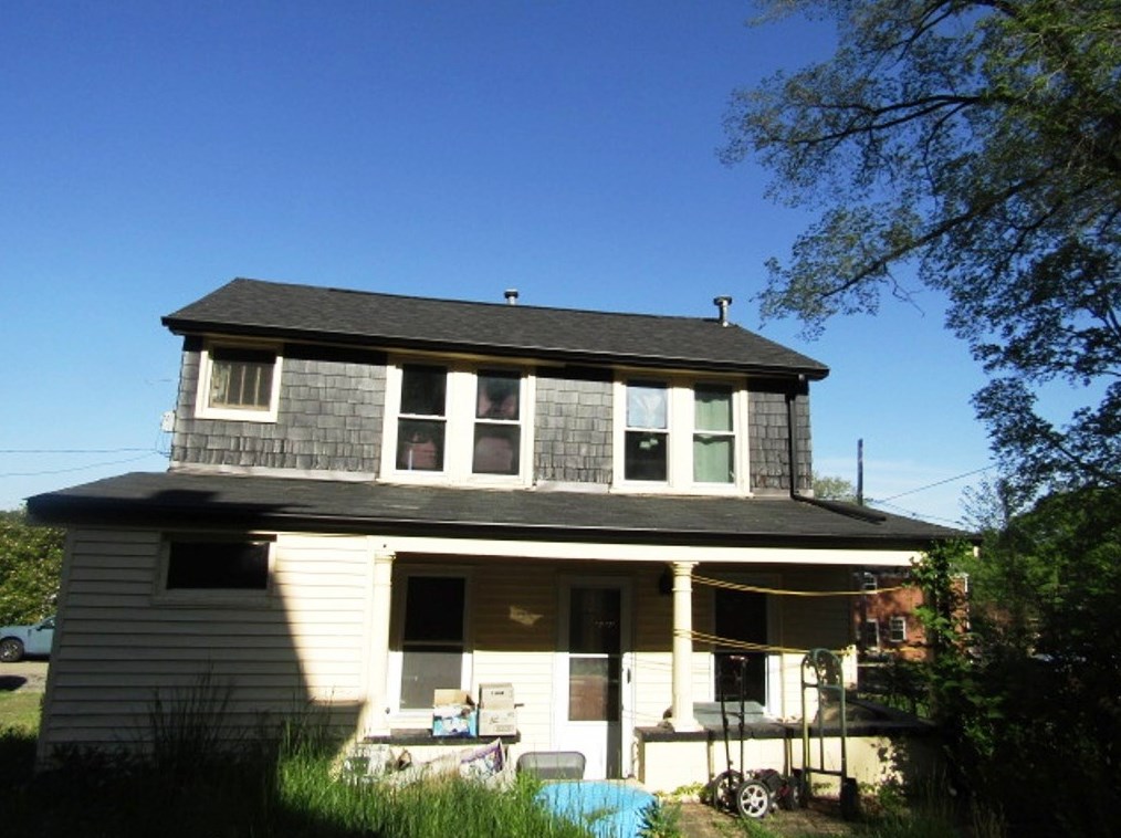 5725 Verona Rd, Verona PA  15147-3012 exterior