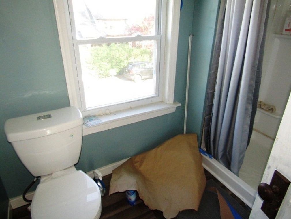 5725 Verona Rd, Verona PA  15147-3012 exterior