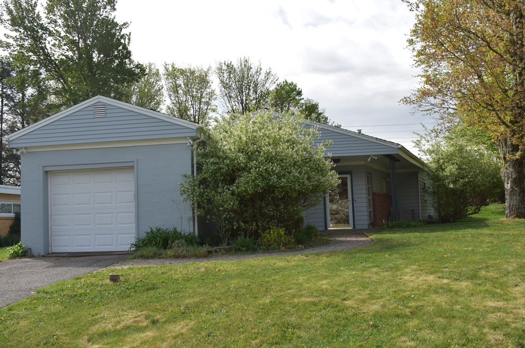 100 Primrose Ave, Glenshaw, PA 15116