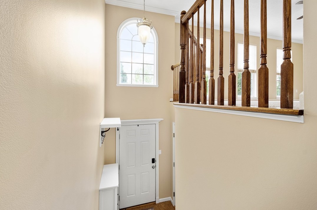 1459 Meadowbrook Dr, Canonsburg, PA 15317-5039
