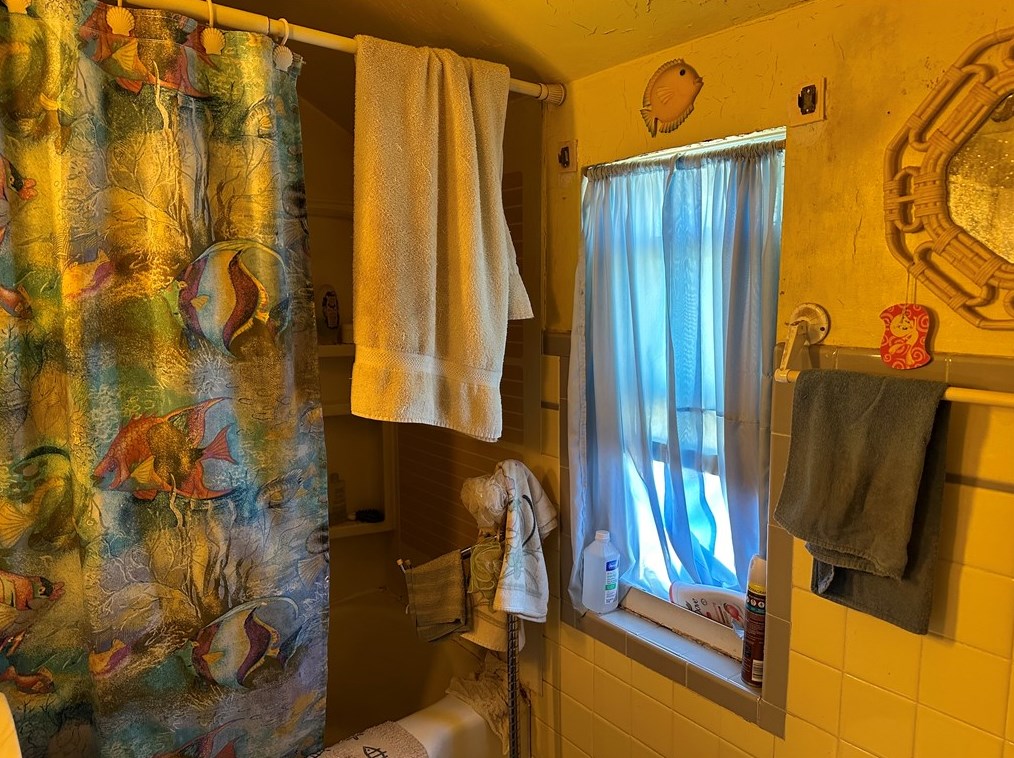 3011 Jenny Lind St, Mckeesport PA  15132-5142 exterior