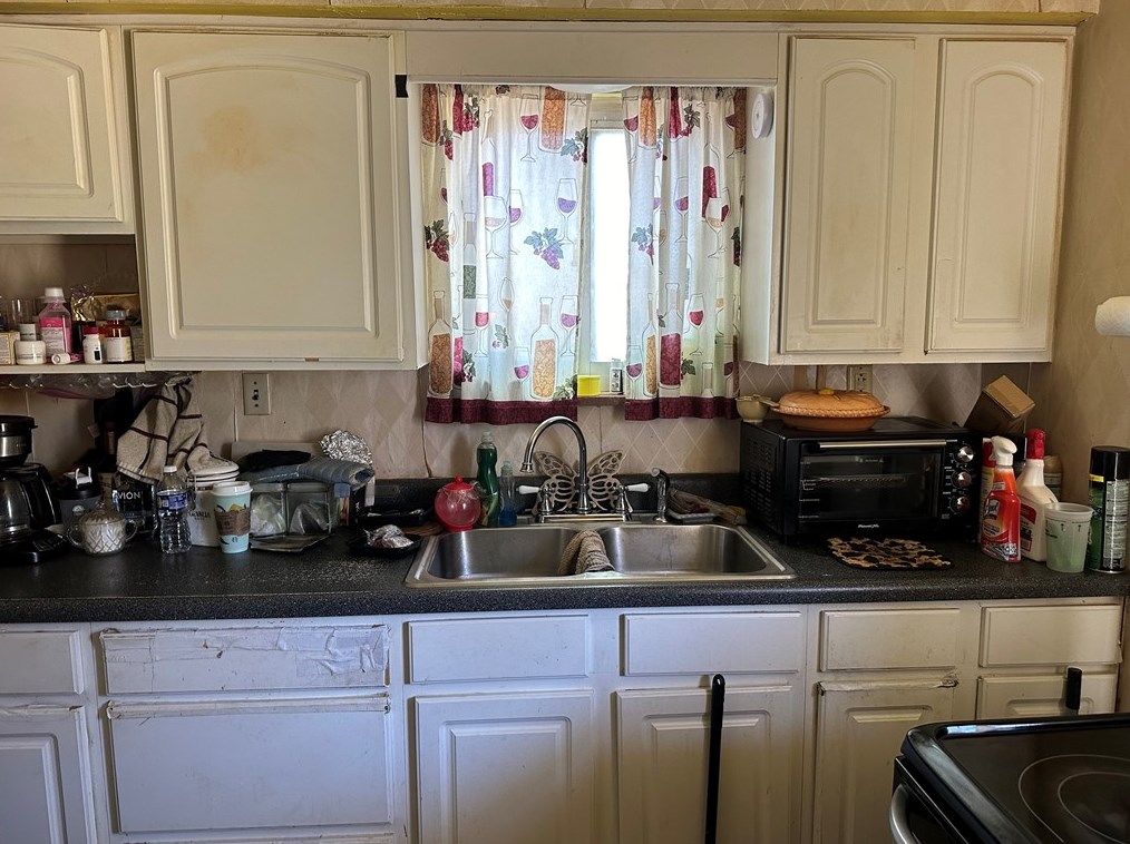 3011 Jenny Lind St, Mckeesport PA  15132-5142 exterior