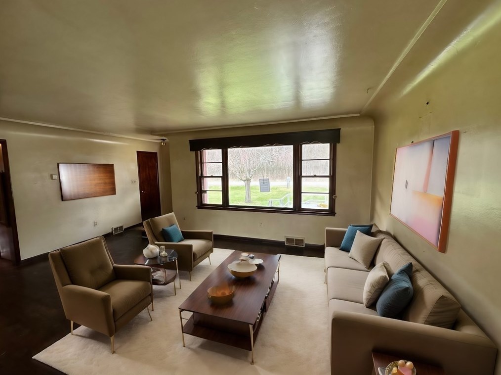 190 State Route 208, Pulaski, PA 16143-2316