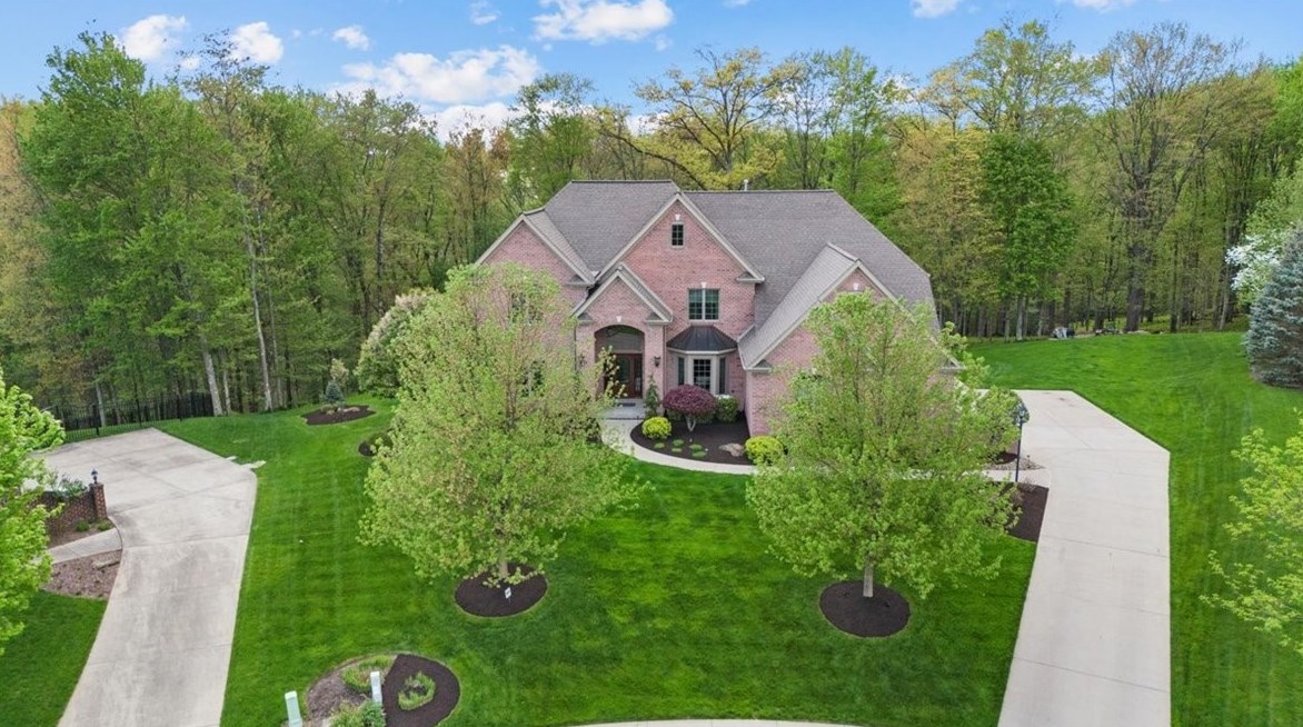 514 Langdon Dr, Gibsonia, PA 15044-8905