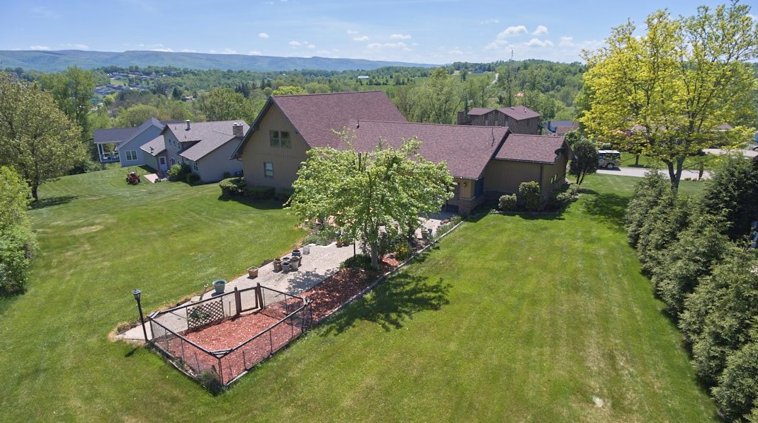 128 Southwood Dr, Oliphant Furnace PA 15401-8911 exterior