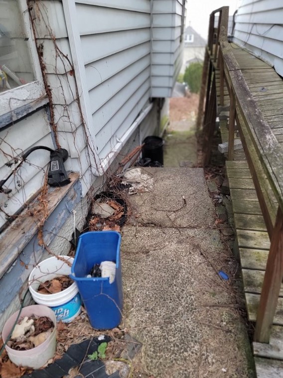 1513 Hiland Ave, Moon Twp, PA 15108-2117