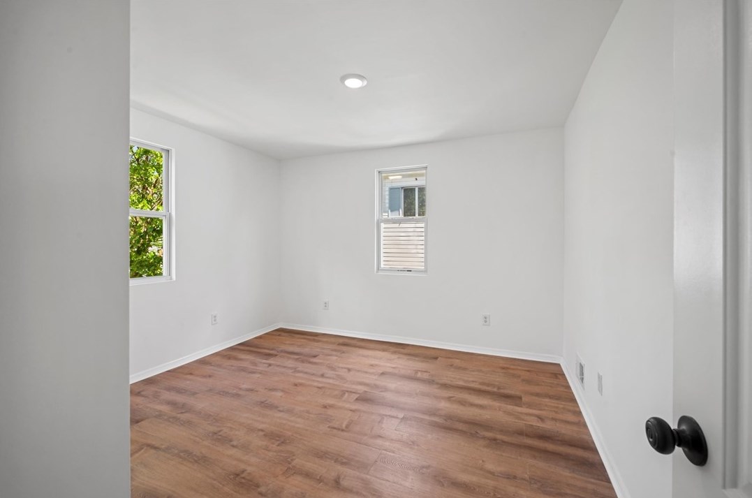 317 Anthony St, Pittsburgh PA 15210-2242 exterior