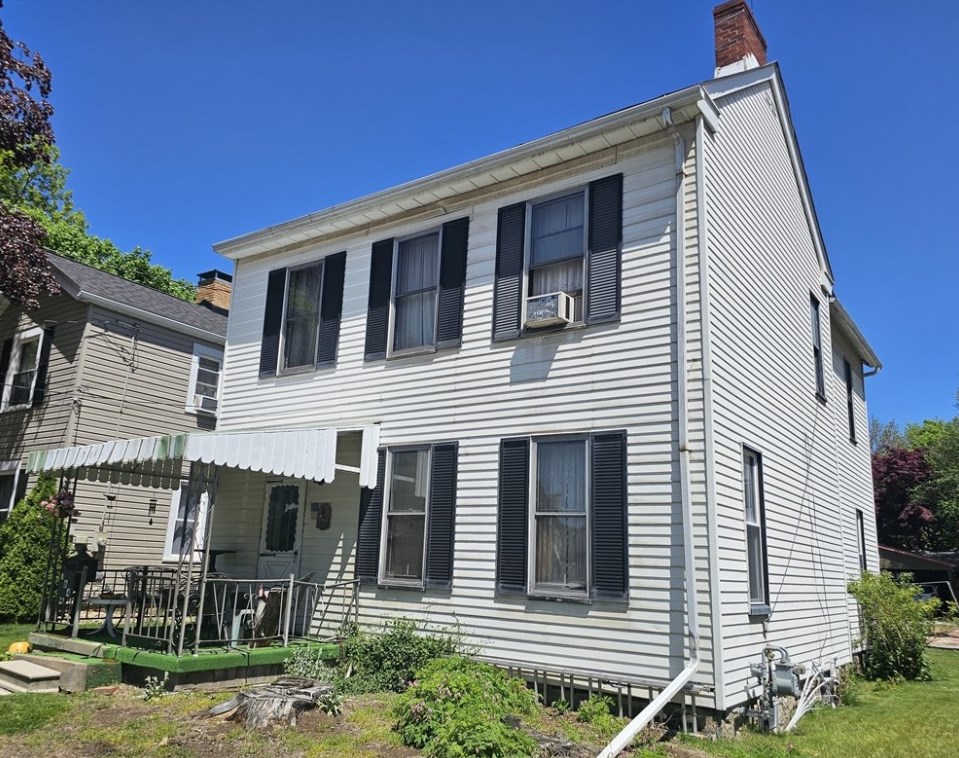 164 Insurance St, Beaver, PA 15009