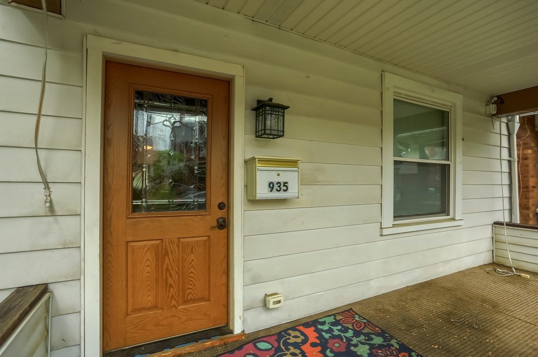 935 Maplewood Ave, Ambridge, PA 15003
