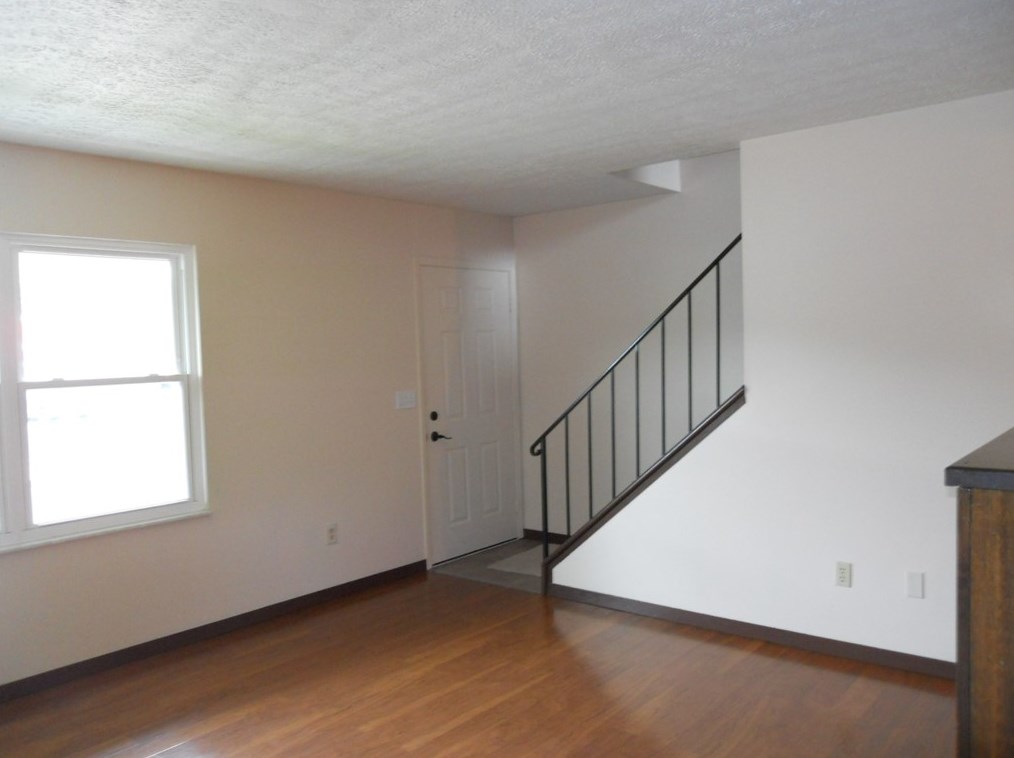 113 E Pike St, Canonsburg, PA 15317