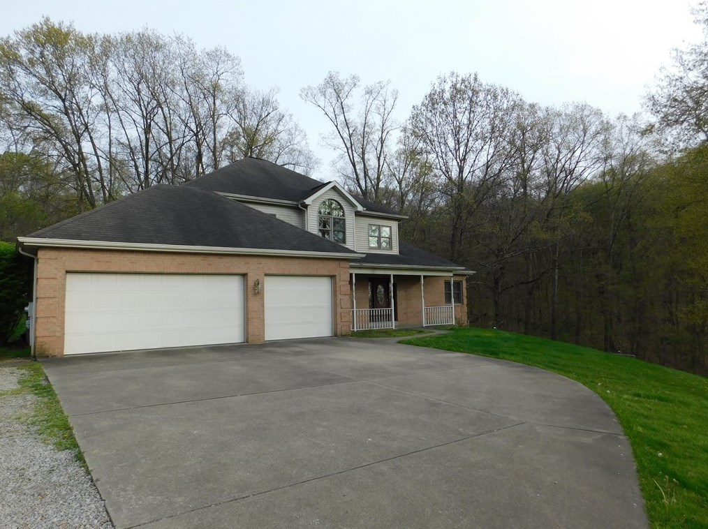 345 Old Scales Rd, Washington, PA 15301-8049