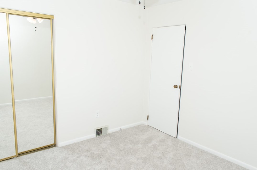 1348 Bechtel St, Monaca PA 15061-1112 exterior