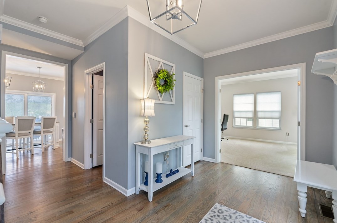 2009 Eagle Ridge Dr, Valencia, PA 16059-2248