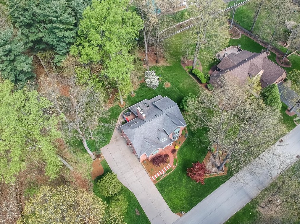 151 Lakewood Rd, Greensburg, PA 15601-9784