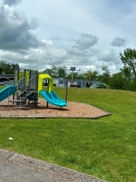 147 Castle Rd, Washington PA 15301-6008 exterior