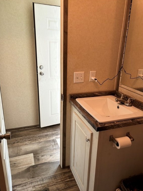 147 Castle Rd, Washington PA 15301-6008 exterior