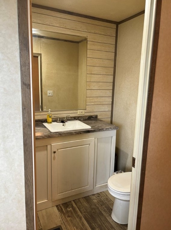 147 Castle Rd, Washington PA 15301-6008 exterior