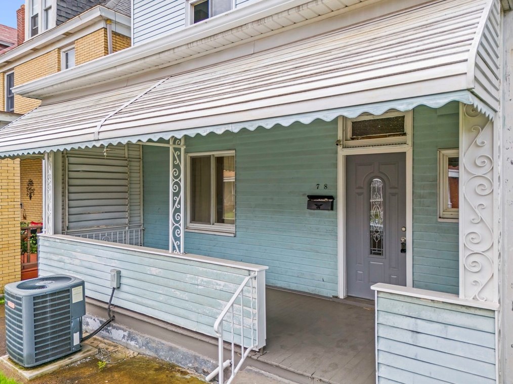 708 E 14th Ave, Whitaker, PA 15120