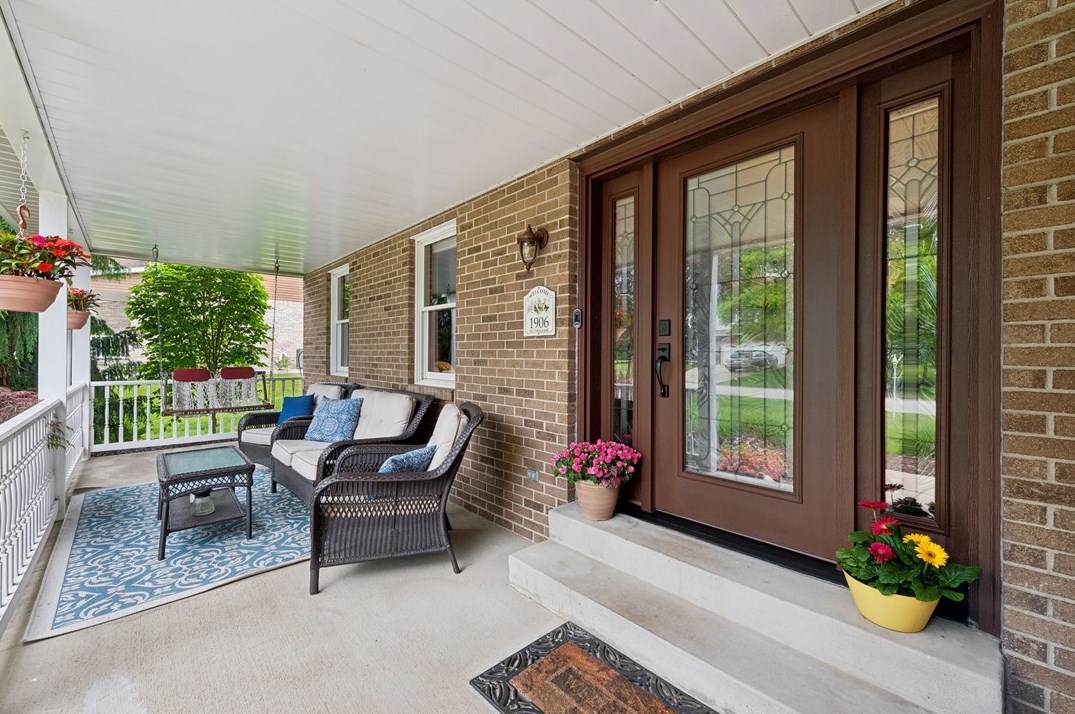 1906 Victoria Ln, North Huntingdon, PA 15642