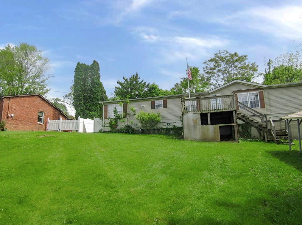 840 Buena Vista St, Washington, PA 15301-5410