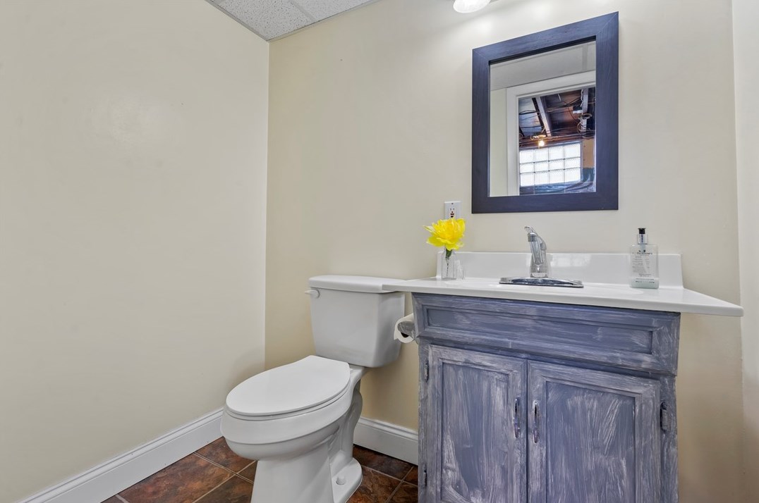 331 Gdn Rd, Pittsburgh PA 15227-3105 exterior