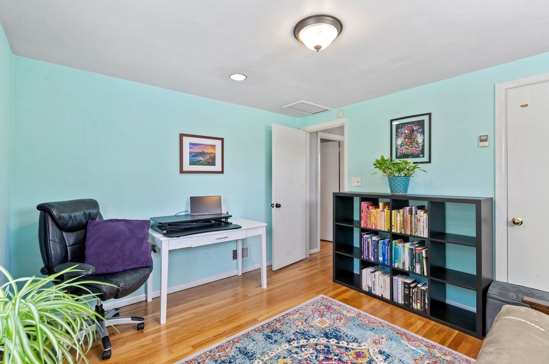 331 Gdn Rd, Pittsburgh PA 15227-3105 exterior