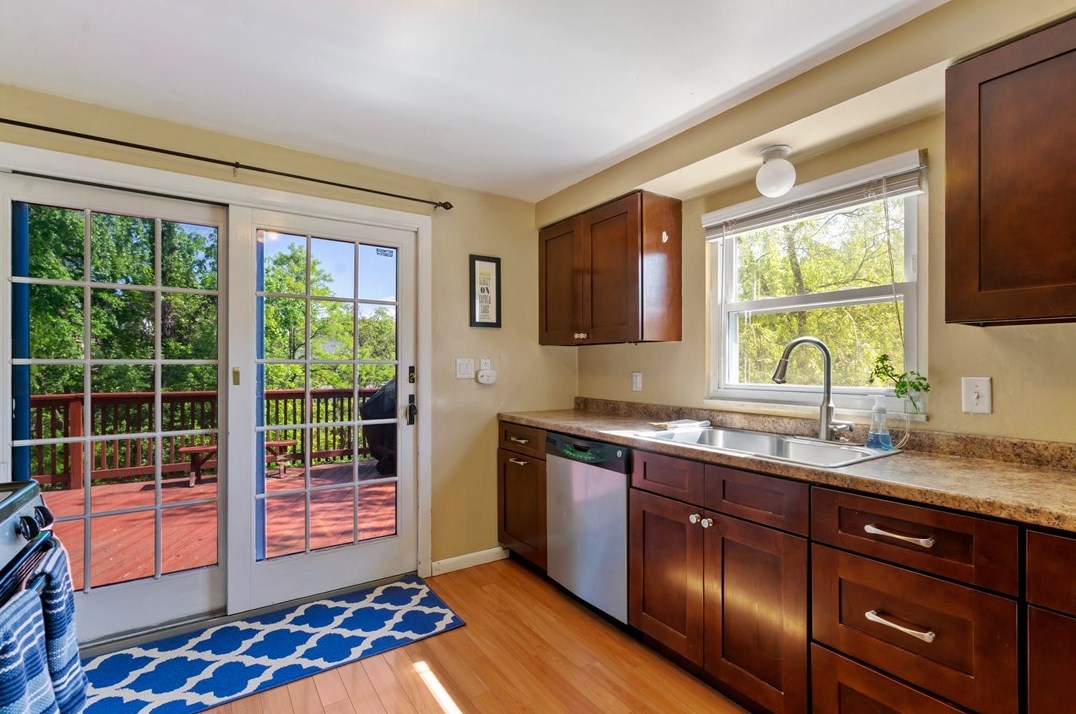 331 Gdn Rd, Pittsburgh PA 15227-3105 exterior