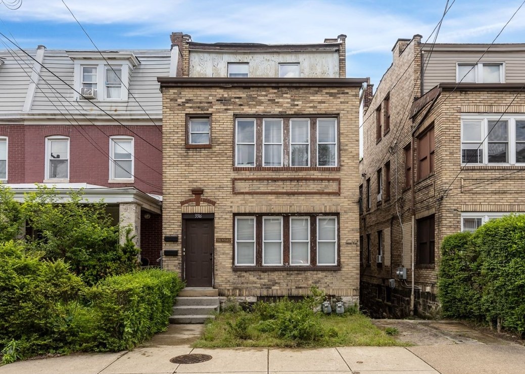 3316 Dawson St, Pittsburgh, PA 15213-4525