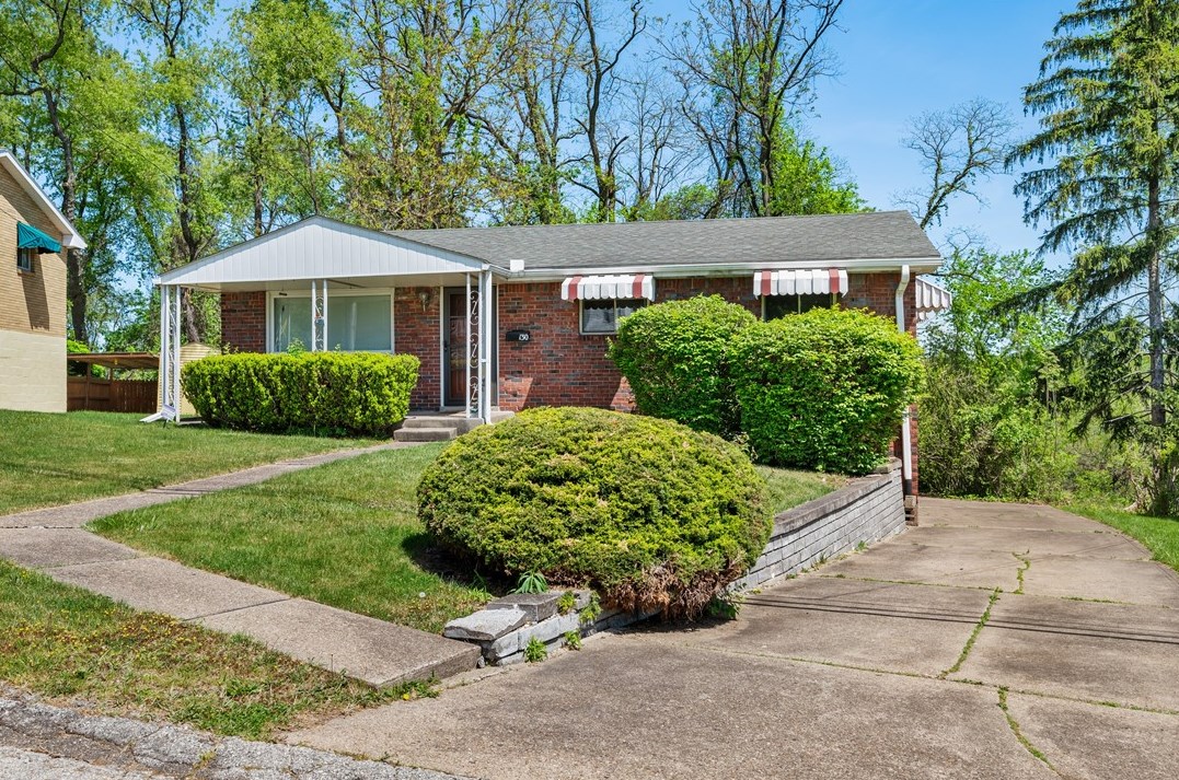 130 General Braddock Dr, Rankin, PA 15104-2704