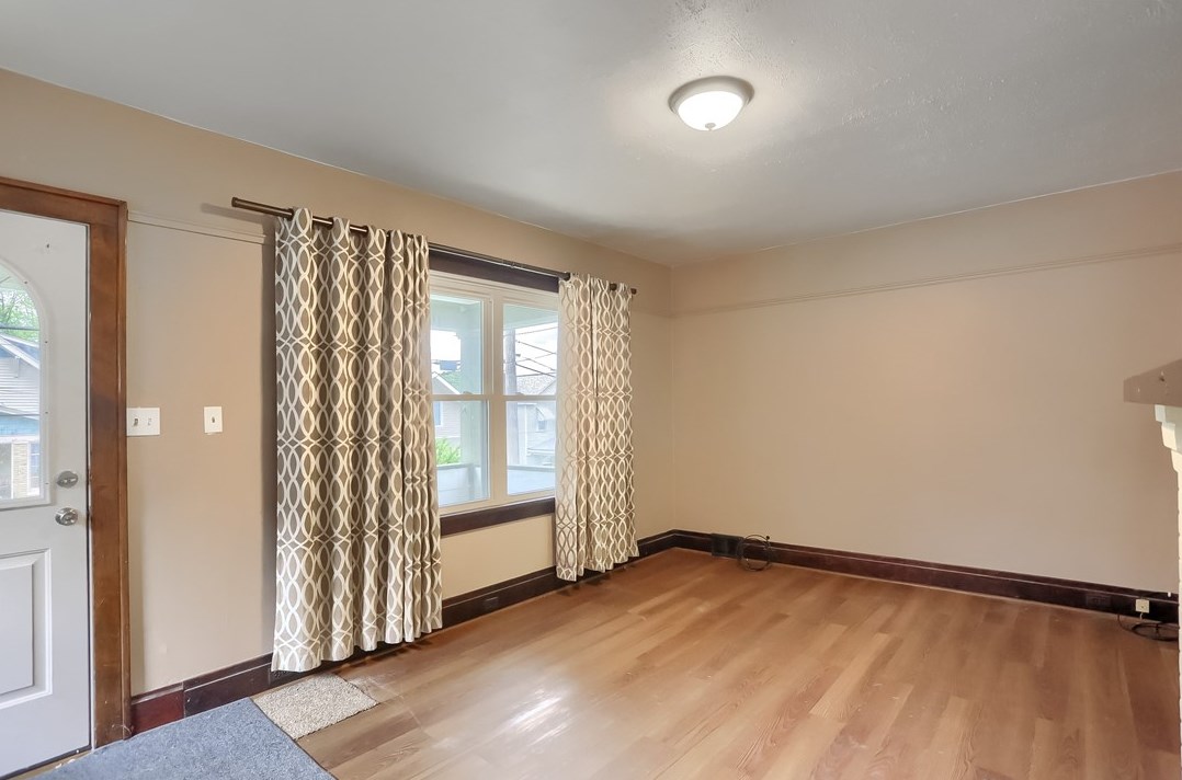 520 Mount Vernon Ave, Moon Twp, PA 15108-1534