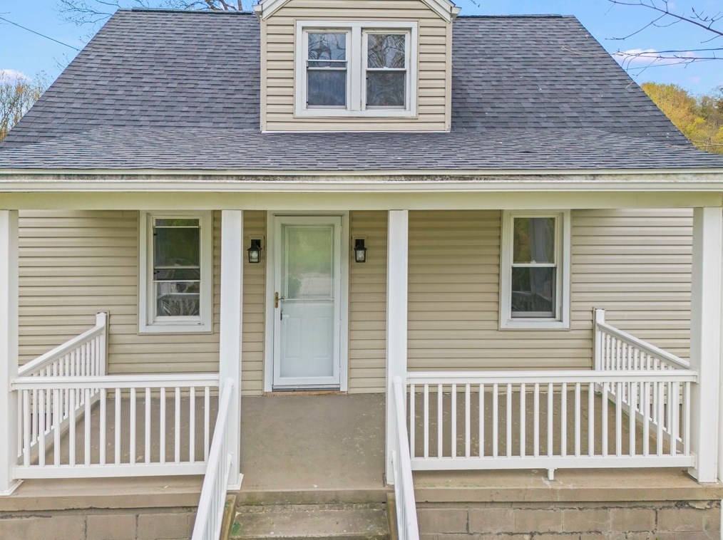 618 Venetia Rd, Venetia, PA 15367-1432