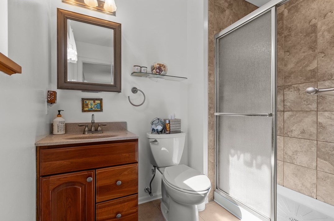 5137 Leroy Dr, Gibsonia PA 15044-8102 exterior