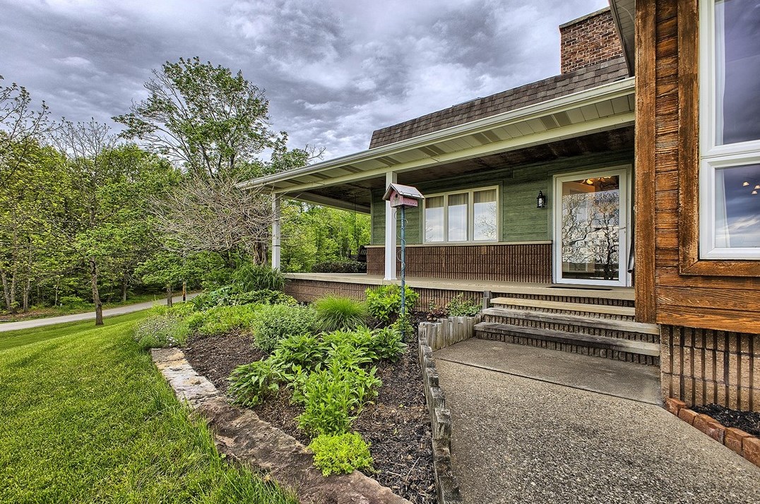 18 Rhea Rd, Indiana, PA 15701-9100